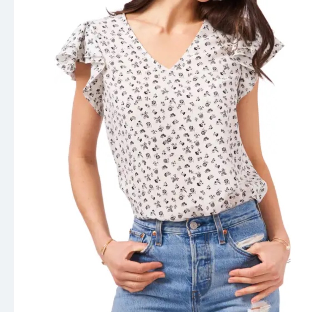 1.STATE Print V-Neck Ruffle Sleeve Top Medium, DELICATE FLOWER WHITE